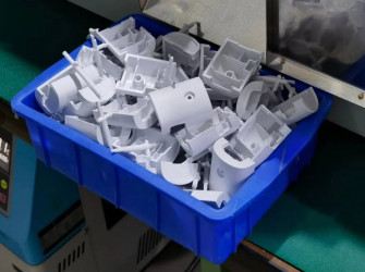 Injection molding services in the USA