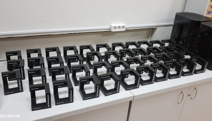 Custom 3D-printed souvenir production